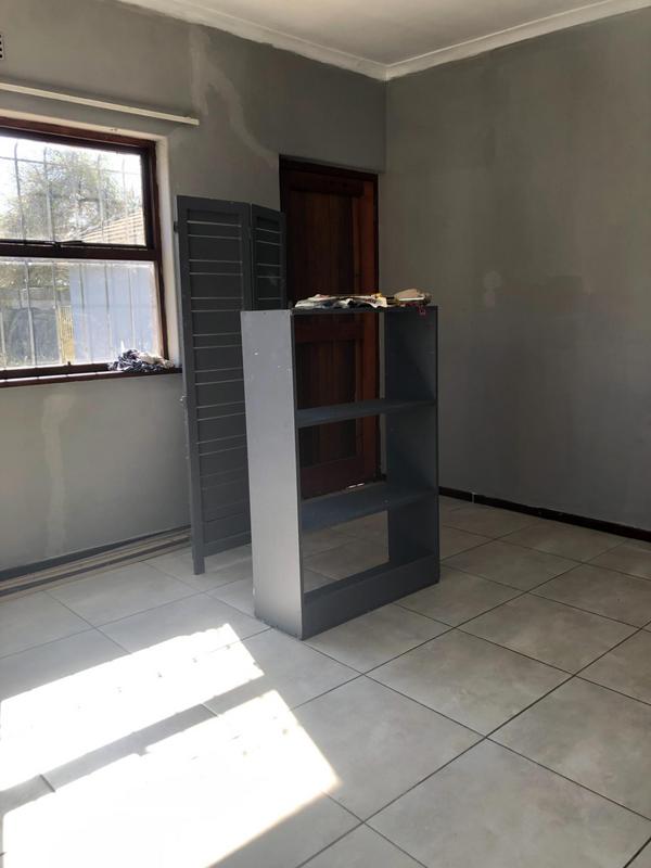 To Let 1 Bedroom Property for Rent in Hazendal Western Cape